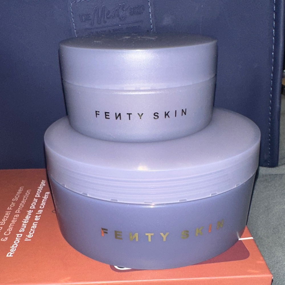 Fenty butta drop shimmering whipped oil body cream